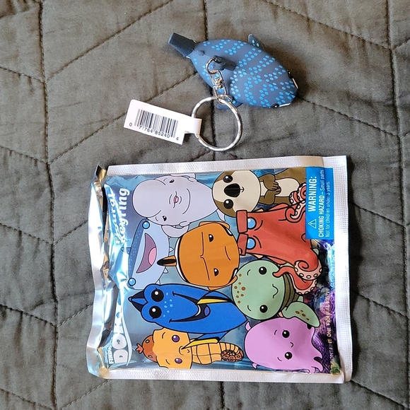 Disney's Pixar Finding Dory Keychain - Destiny - Picture 3 of 4
